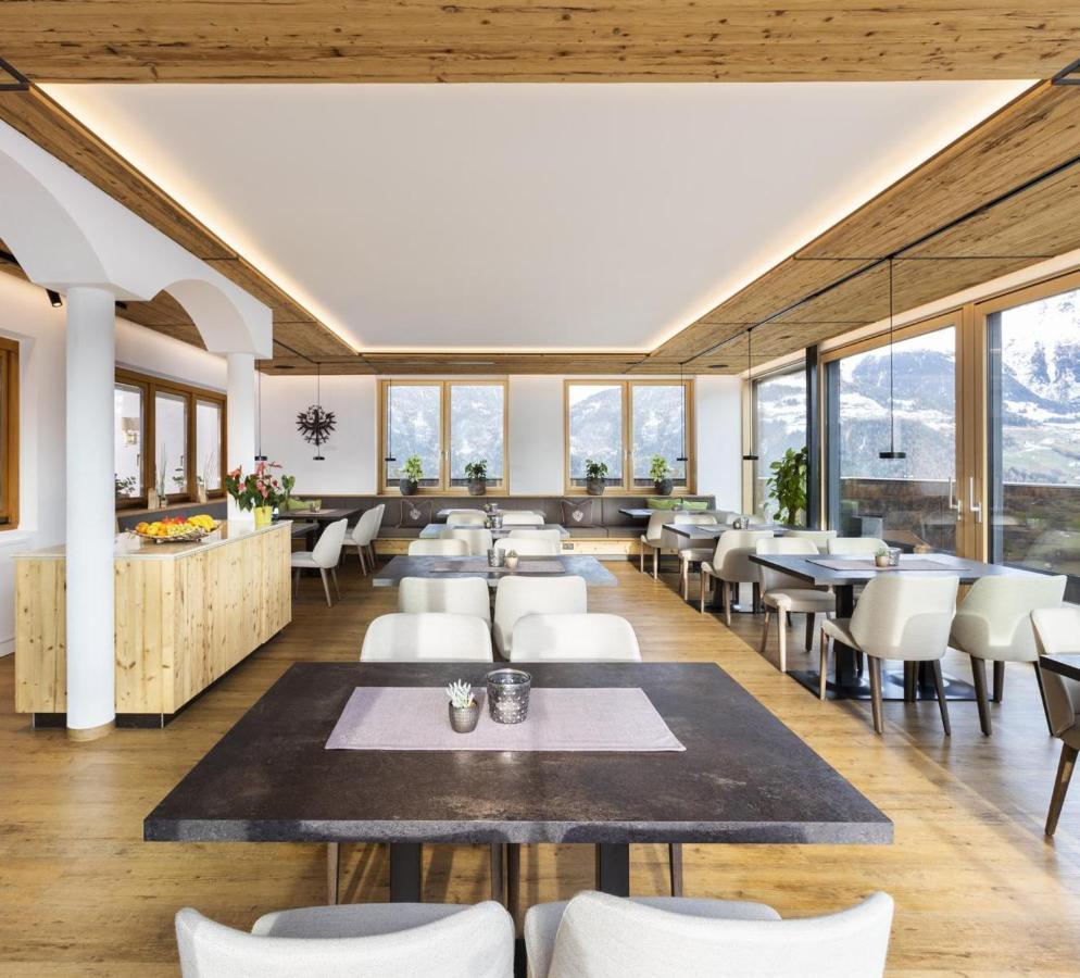Hotel Garni Tirol Ladis Kültér fotó