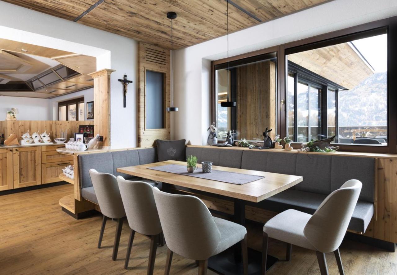 Hotel Garni Tirol Ladis Kültér fotó