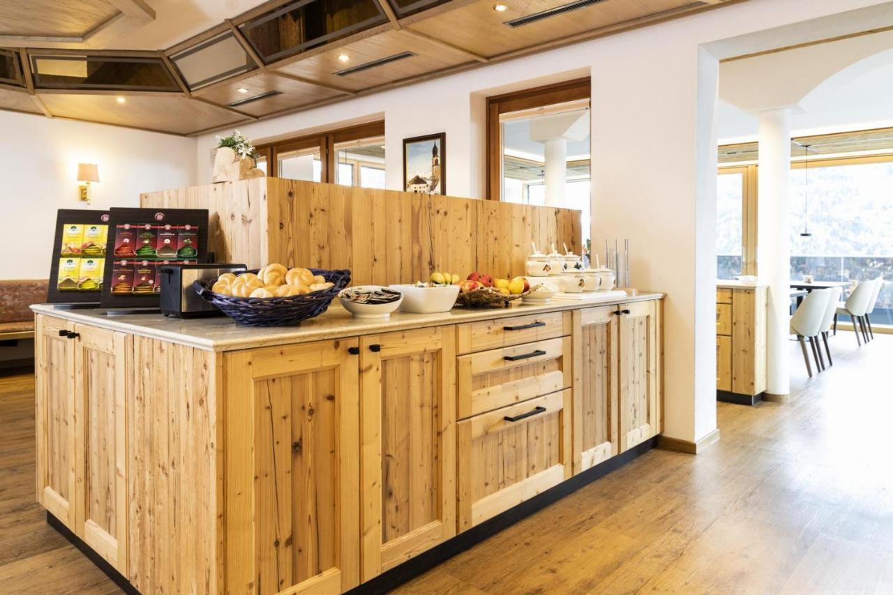 Hotel Garni Tirol Ladis Kültér fotó