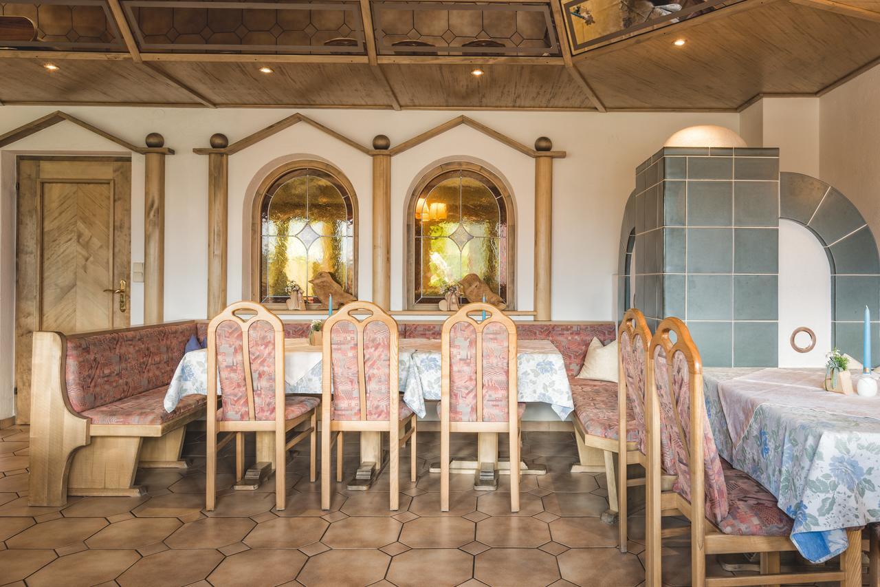 Hotel Garni Tirol Ladis Kültér fotó