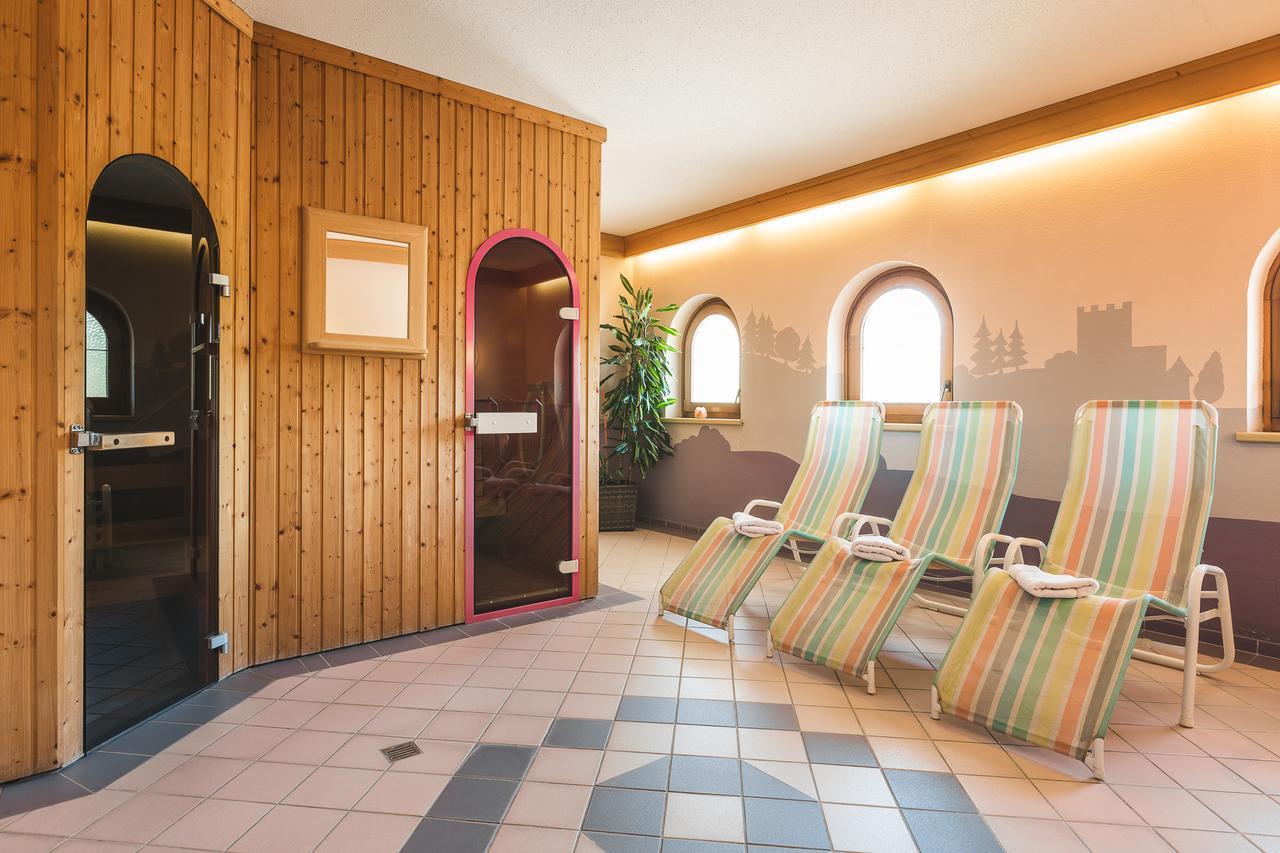 Hotel Garni Tirol Ladis Kültér fotó