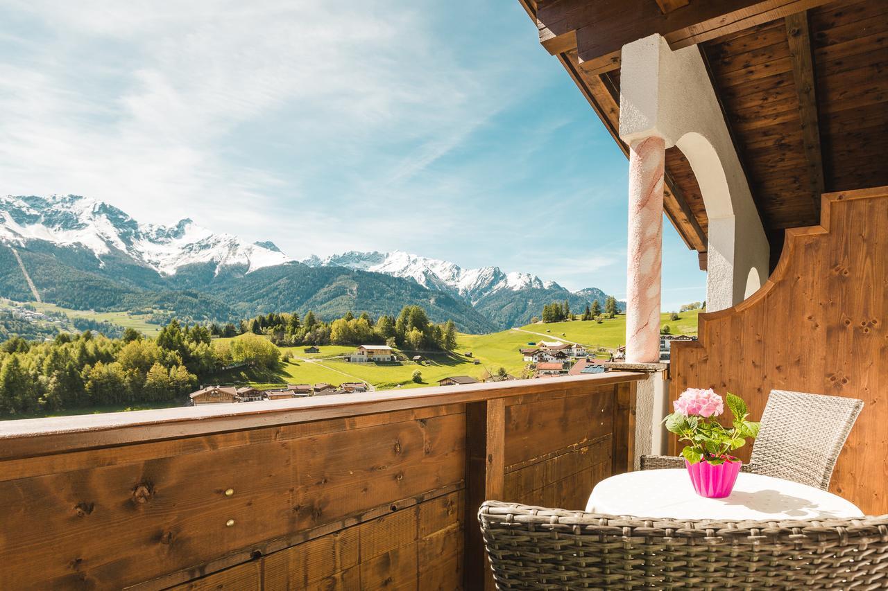 Hotel Garni Tirol Ladis Kültér fotó