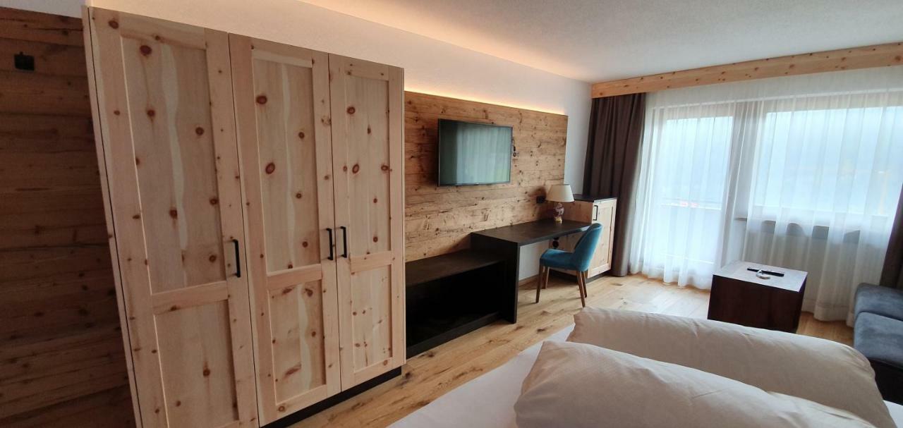 Hotel Garni Tirol Ladis Kültér fotó