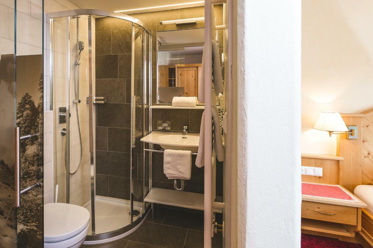 Hotel Garni Tirol Ladis Kültér fotó